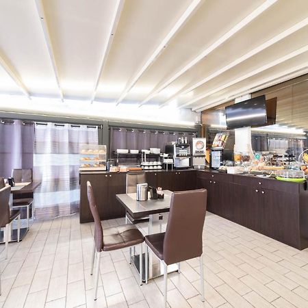Casavatore Hotel Cesirja מראה חיצוני תמונה