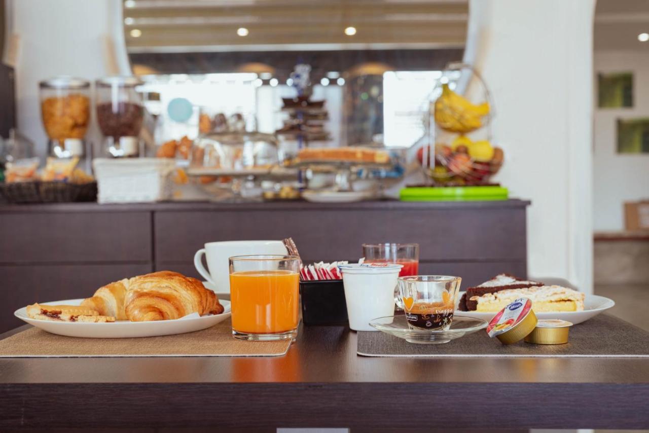 Casavatore Hotel Cesirja מראה חיצוני תמונה