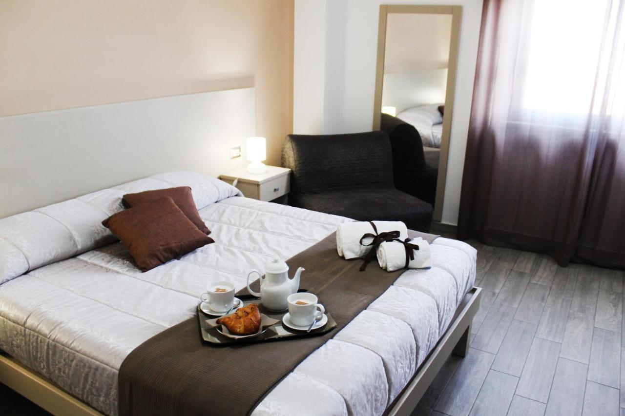 Casavatore Hotel Cesirja מראה חיצוני תמונה